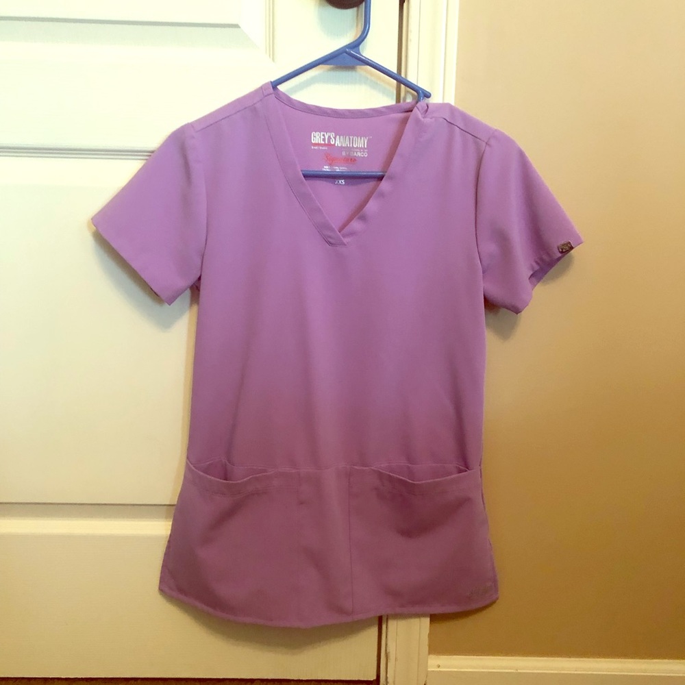 Greys anatomy signature petite scrub set